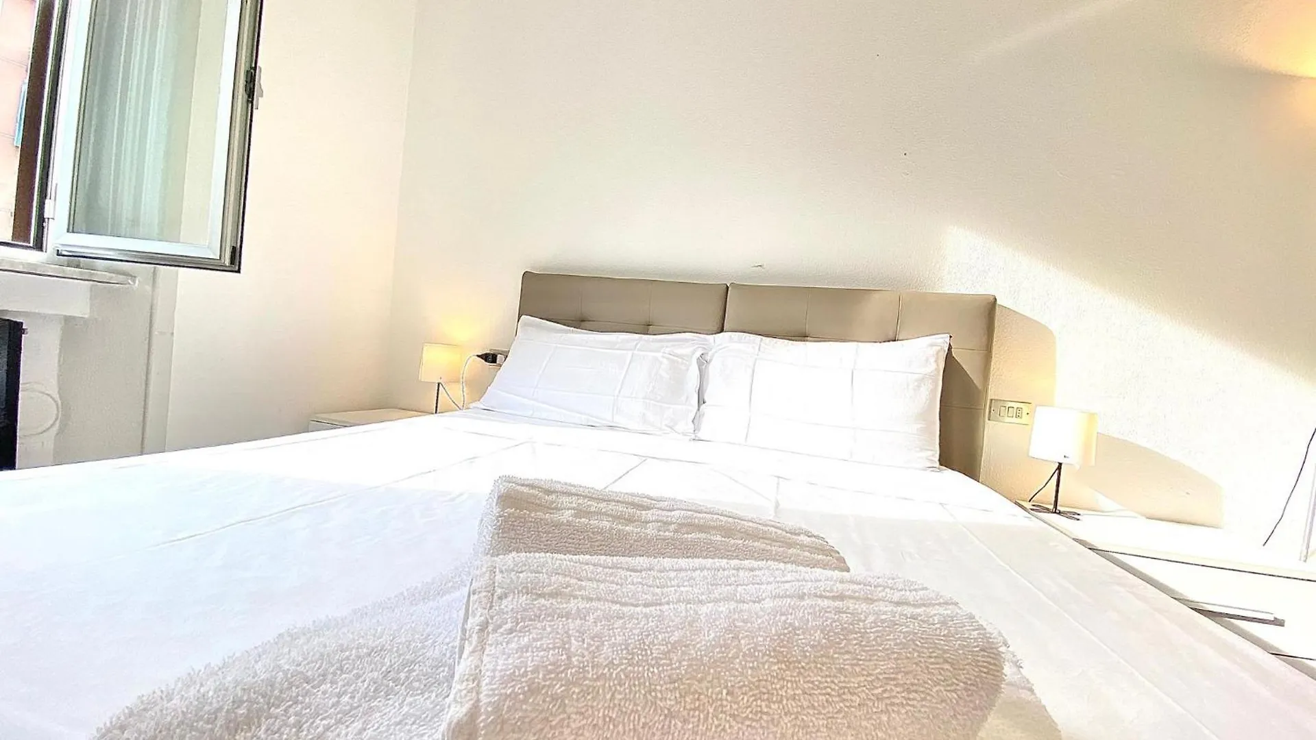Apartment Metro Blu, Comodo Per Centro Di Milano E Rho Fiera Milano Milan