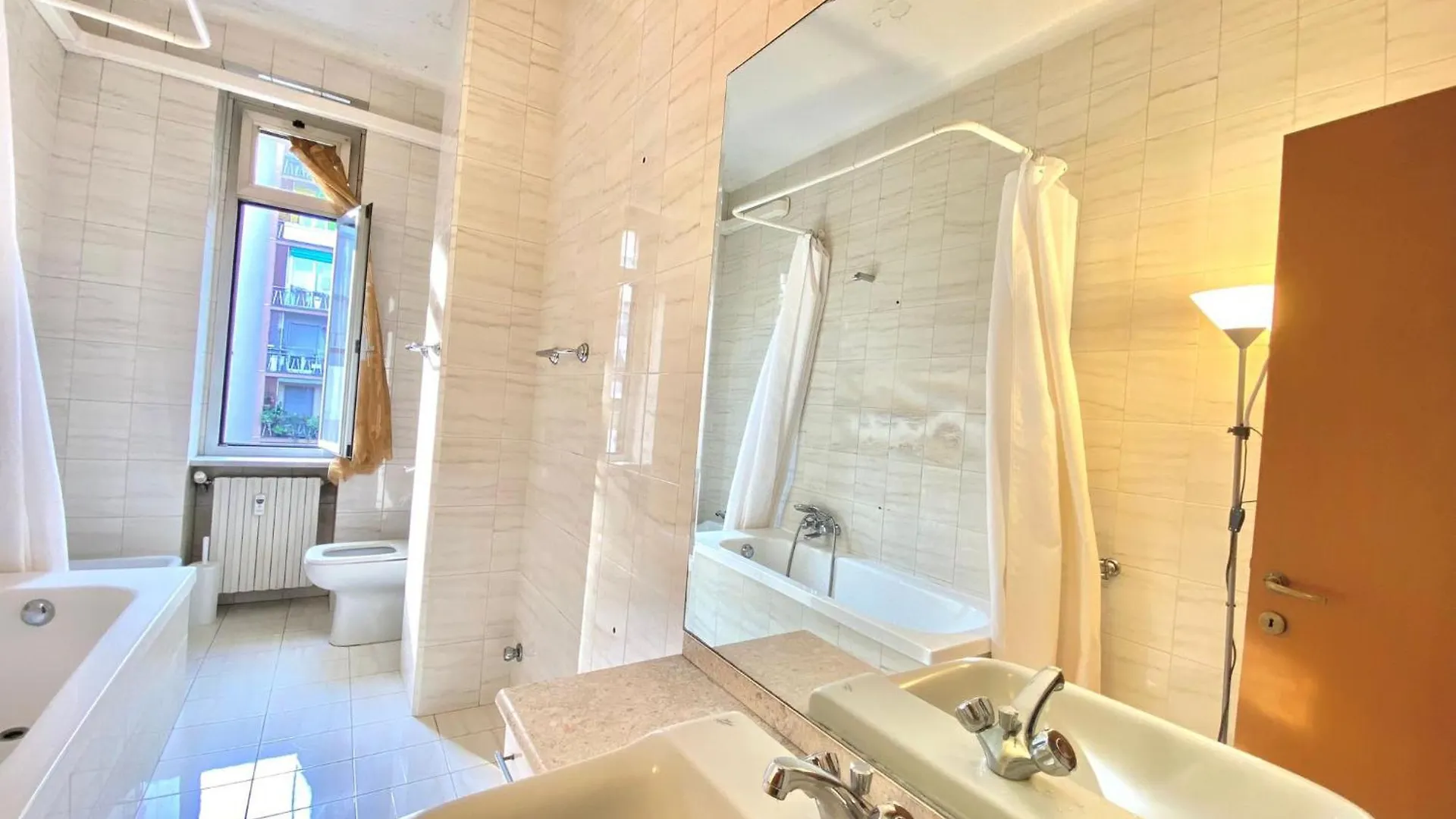 Apartment Metro Blu, Comodo Per Centro Di Milano E Rho Fiera Milano 0*, Milan Italy
