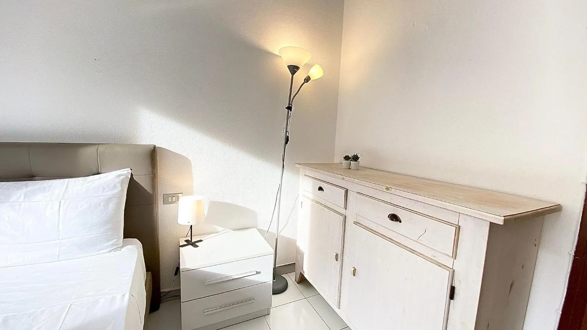 Apartment Metro Blu, Comodo Per Centro Di Milano E Rho Fiera Milano 0*, 米兰
